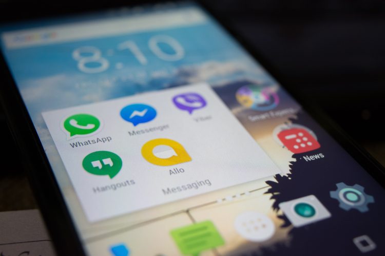 5 things to know about creating a chat app like WhatsApp