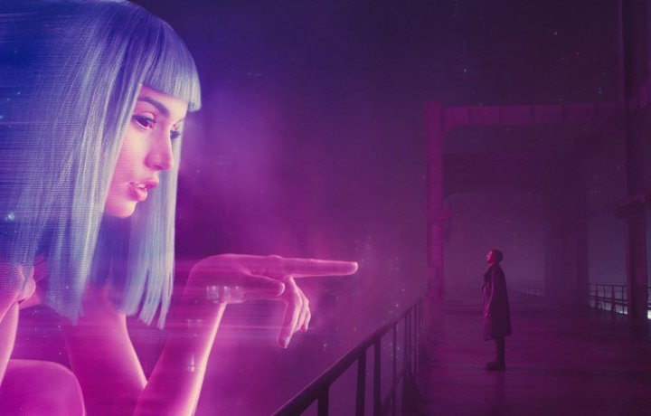 Talking to AI girl in the movie "Blade Runner 2029"